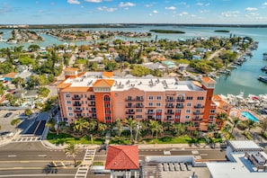 Condo (Madeira Bay II 315 Walk to beach, Po) | Exterior