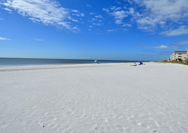 Condo (Madeira Bay II 315 Walk to beach, Po) | Beach