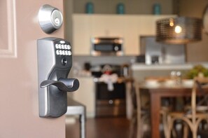 Apartment, Multiple Beds (Lucaya 3 Bedroom 2 Bath Townhome with) | Private kitchen