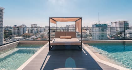 Regatta Living Hotel By Mint