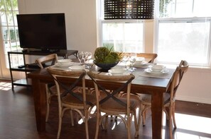 Apartment, Multiple Beds (Modern Lucaya 4 Bedrooms 3 Baths Town) | Private kitchen