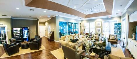 Apartment, Multiple Beds (*December Special* LV 3 Beds 2 Baths ) | Interior