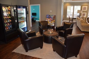 Apartment, Multiple Beds (*November Special* at LV 3 Beds 2 Bat) | Interior - November Special at LV 3 Beds 2 Baths Id:61209 (Kissimmee)