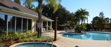 Appartement, plusieurs lits (Lucaya 3 Bedrooms 2 Bathrooms Townhom) | Piscine