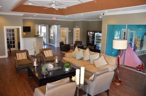 Apartment, Multiple Beds (Lucaya 4 Bedrooms 3 Baths Townhome, s) | Living area