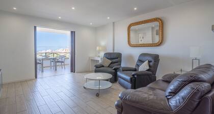 GO2TENERIFE Apart'Marino Pool & Beach at 5 min