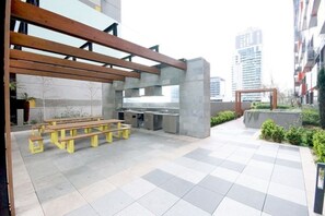 屋外ダイニングエリア