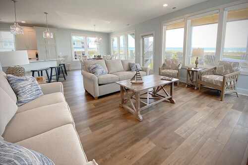 New Construction, Oceanfront Duplex with Incredible Views! 4BR/3.5BA