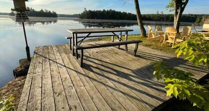 Bobcaygeon Lakefront Cottage | Kayaks & Private Dock