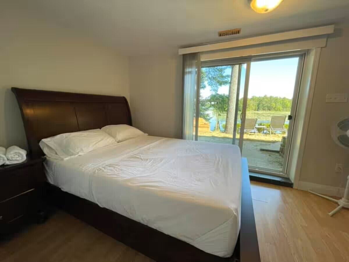 5 slaapkamers, een strijkplank/strijkijzer, gratis wifi, beddengoed