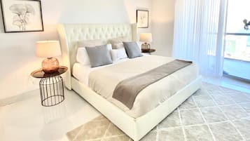 3 bedrooms, iron/ironing board, travel crib, free WiFi