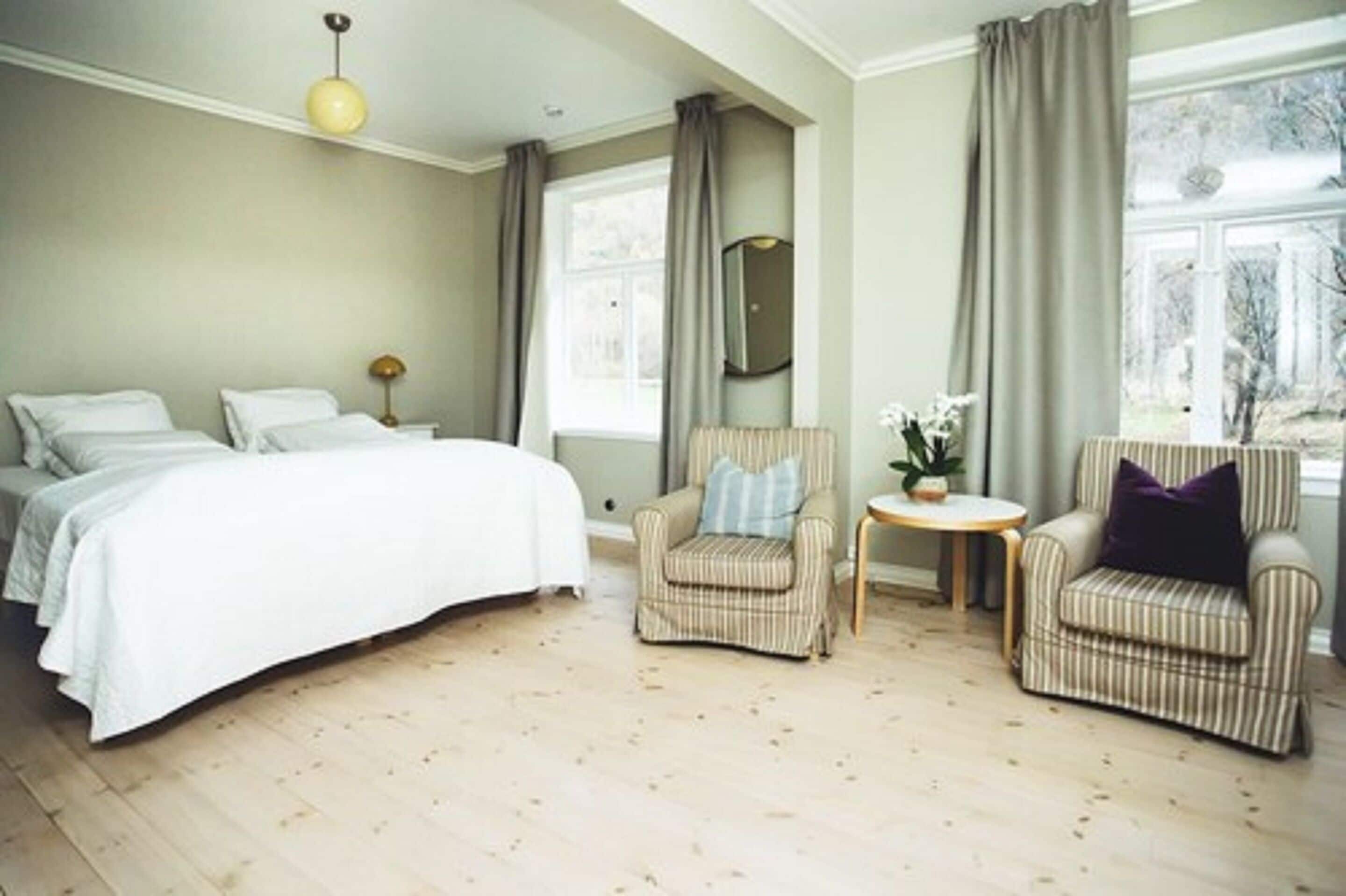 superior room (lindstrøm 1899) | desk, free wifi, bed sheets