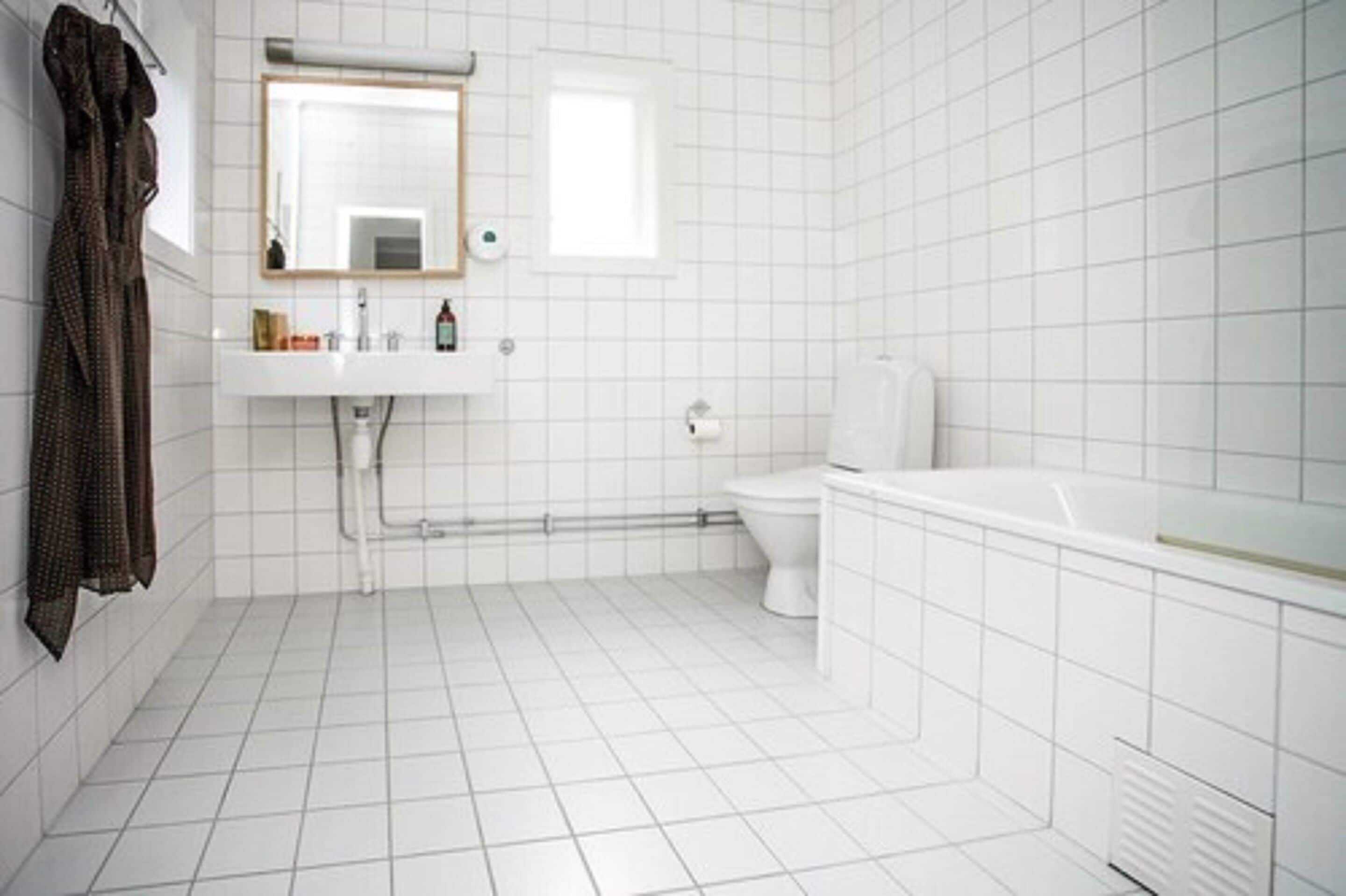 family room (lindstrøm 1899) | desk, free wifi, bed sheets