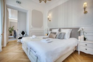 7 bedrooms, iron/ironing board, travel cot, free WiFi