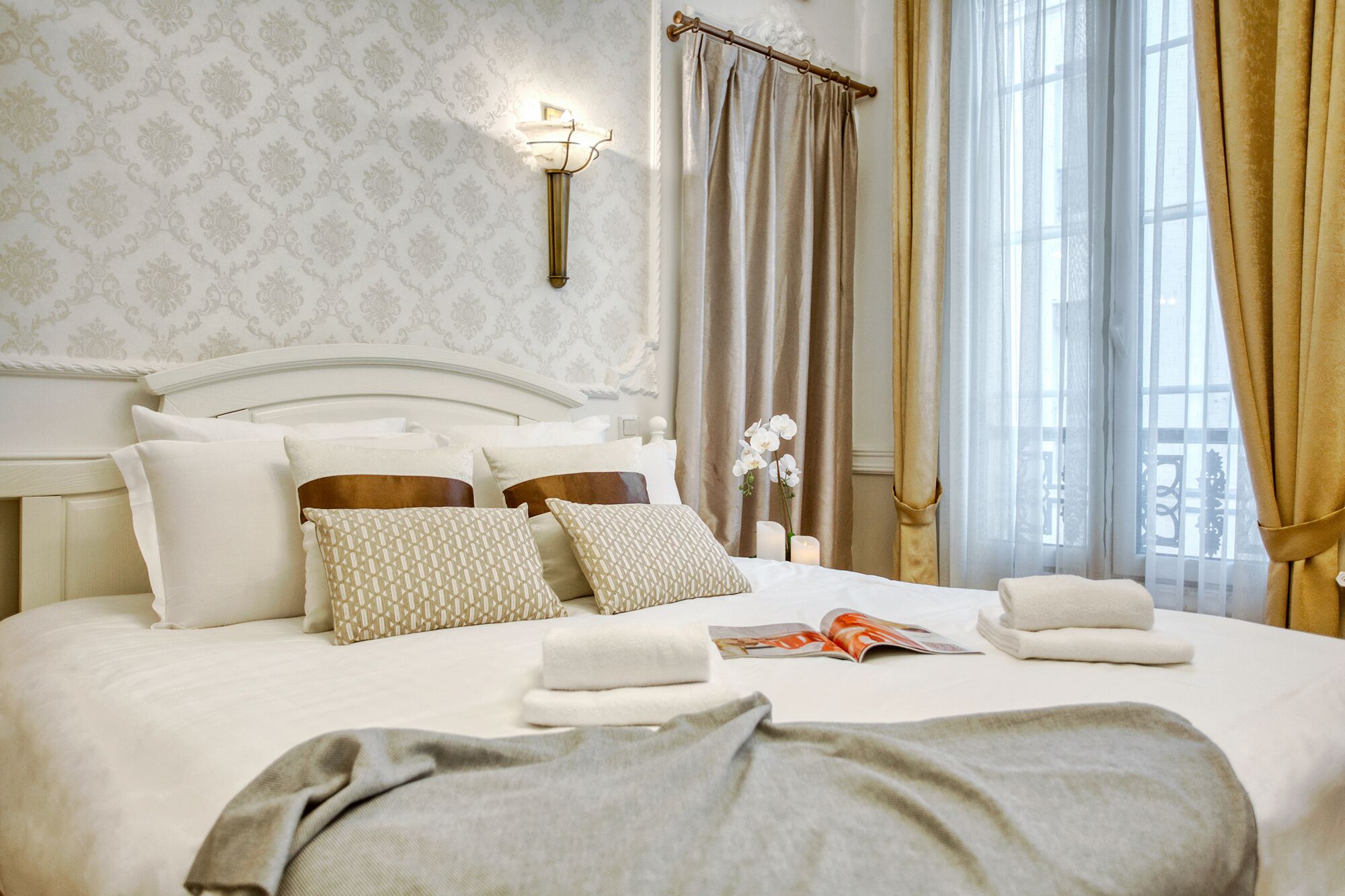 7 slaapkamers, een strijkplank/strijkijzer, reisbedje, gratis wifi