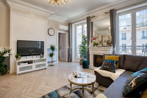 Fernseher