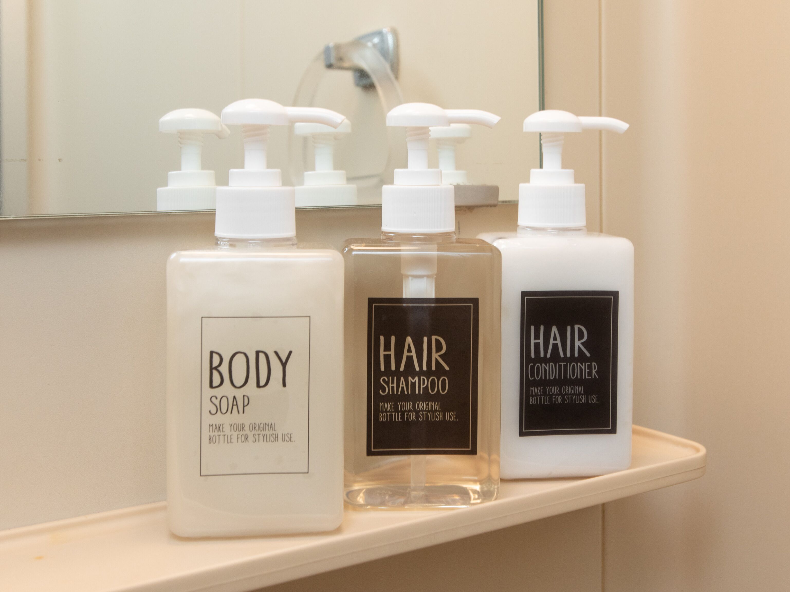 japanese room up to 2 guests, non smoking | bathroom amenities | combined shower/bathtub, free toiletries, hair dryer, slippers