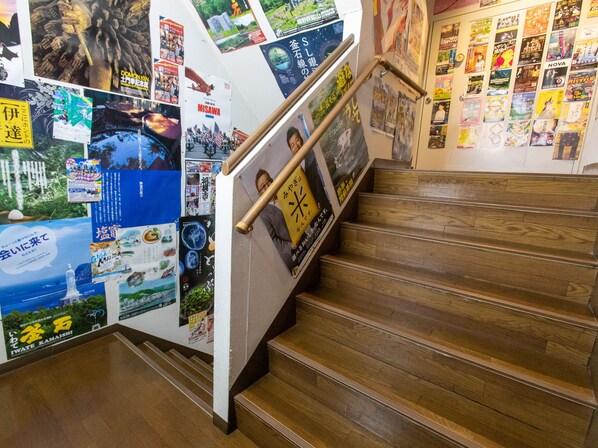 Staircase - Tabist Business Ryokan Duck Ishinomaki Hebita (Isinomaki)