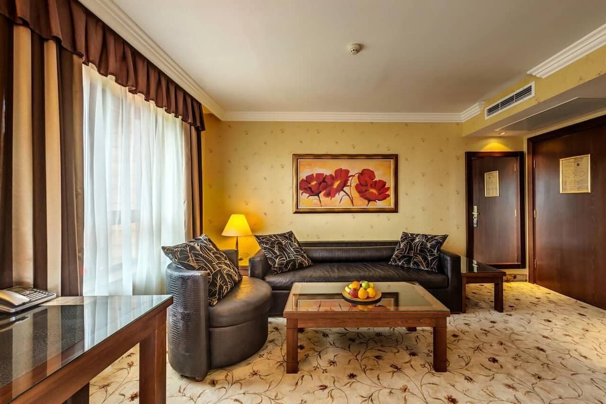 1 habitación, ropa de cama de alta calidad y minibar