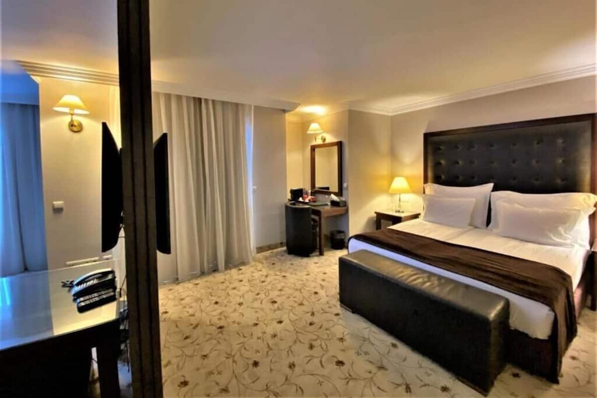1 habitación, ropa de cama de alta calidad y minibar