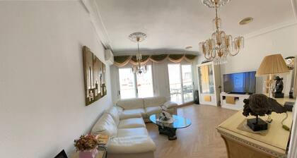 Large 130m2 penthouse next to the sea La Mata center