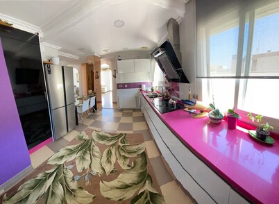 Large 130m2 penthouse next to the sea La Mata center