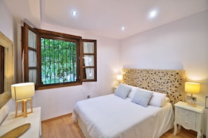 1 bedroom, iron/ironing board, travel crib, free WiFi - Alhamra, panoramic views and private parking  (Granada)