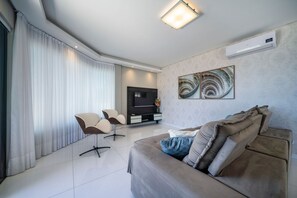 公寓 | 起居區 | 智慧型電視