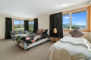 3 habitaciones, tabla de planchar con plancha y wifi 