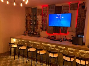 Bar (on property) - Habitación con 2 camas matrimoniales y alberca privada en el centro de Mérida. (Mérida)
