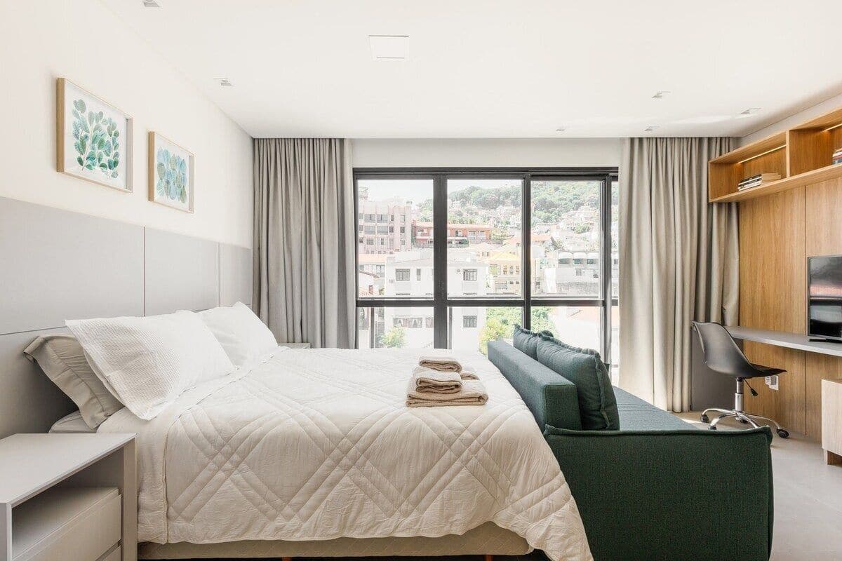 開放式客房 | 熨斗/熨衣板、免費無線上網、床單