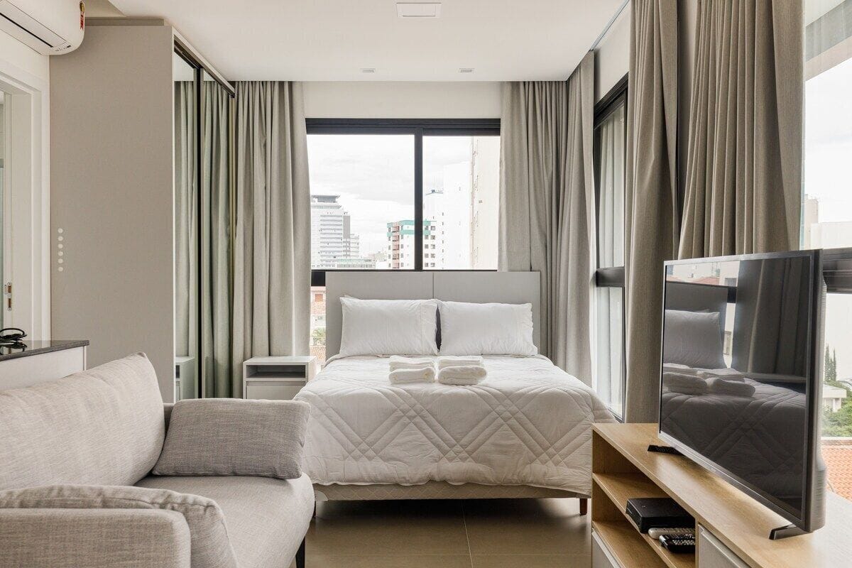 City Apartment | 1 bedroom, individually decorated, iron/ironing board, free WiFi