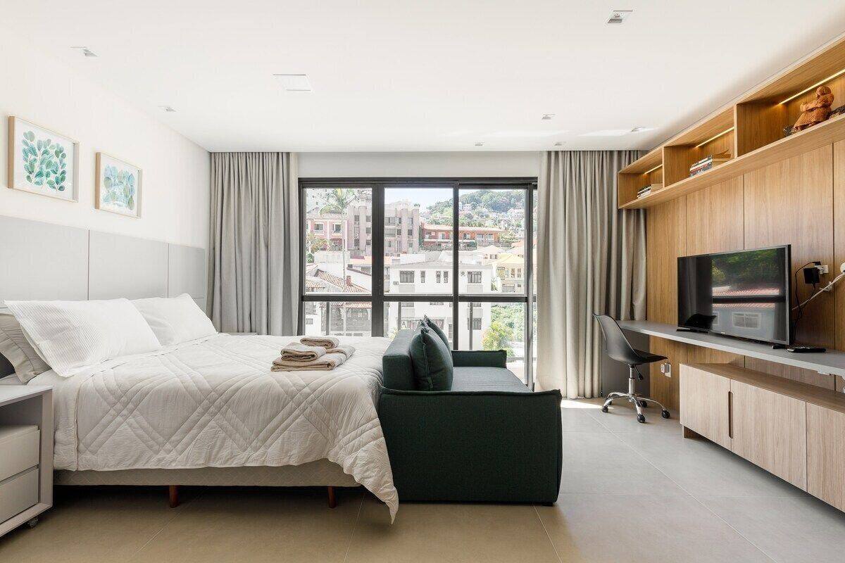 Design Apartment | 1 bedroom, individually decorated, iron/ironing board, free WiFi