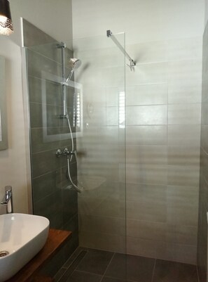Serviettes fournies