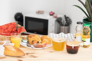 In-room dining - Clos la Verdiere (Velaux)