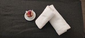 Chambres insonorisées, Wi-Fi gratuit, draps fournis
