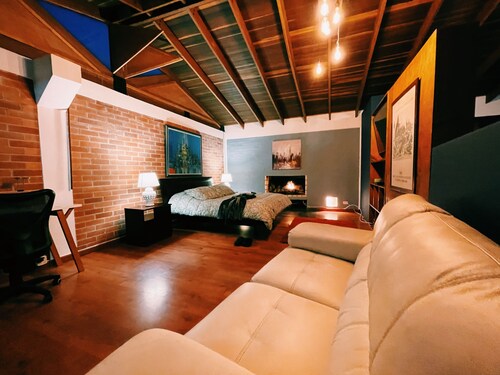 Spacious modern cabin Chía - Barbecues / Dinners / Wifi