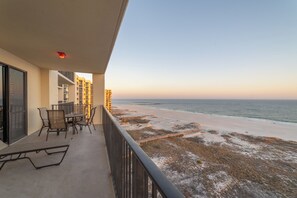 Property grounds - Gulf Front Condo | Outdoor & Indoor Pools! (Orange Beach)