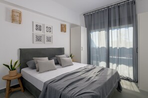 Luxury Villa, 4 Bedrooms, Private Pool, Beach View | 4 bedrooms, Egyptian cotton sheets, premium bedding, memory-foam beds - Seasand Villa (Rhodes)