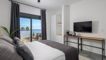 Luxury Villa, 4 Bedrooms, Private Pool, Beach View | 4 bedrooms, Egyptian cotton sheets, premium bedding, memory foam beds