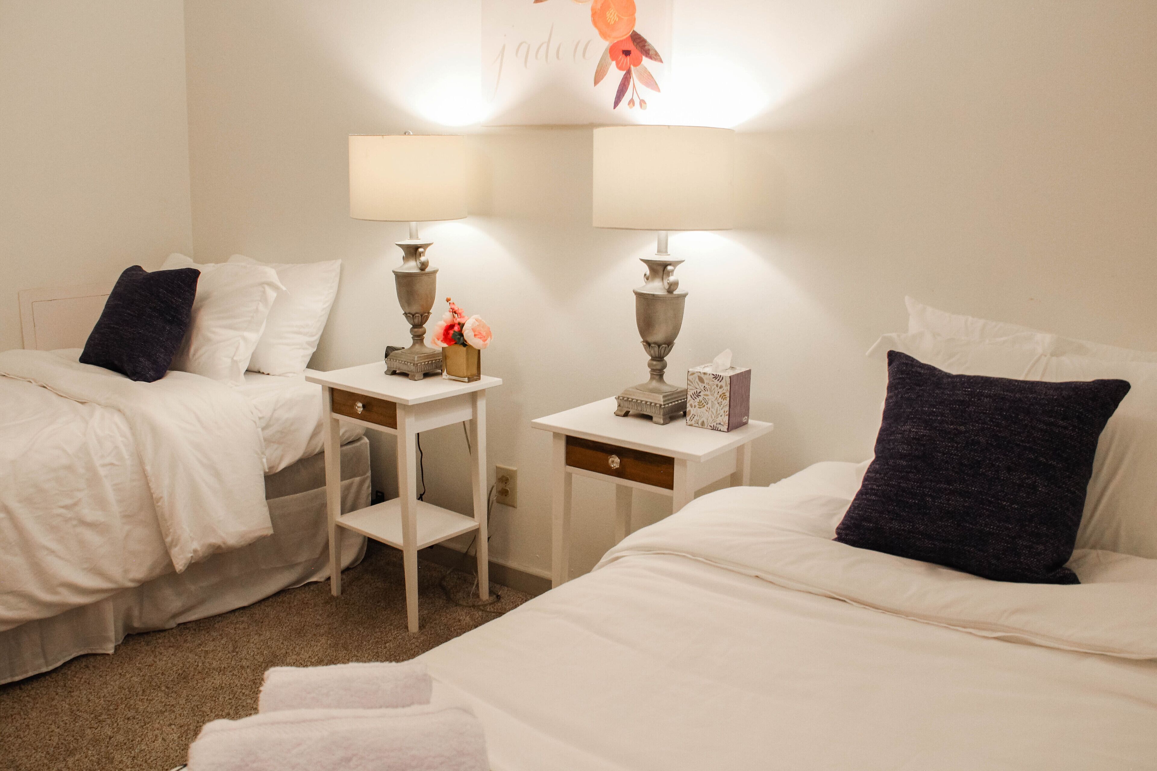 2 bedrooms, iron/ironing board, WiFi, bed sheets
