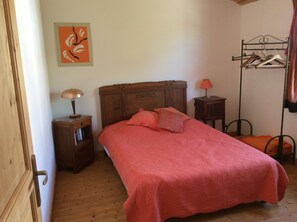 3 Schlafzimmer, Bügeleisen/Bügelbrett, Reisekinderbett, kostenloses WLAN