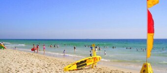 Woorim Beach House with Water Views