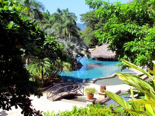 Condominium 206 Matapalo ideal for family trips and work online. 