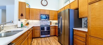 Snowcreek Mammoth Mountain & Golf Course View Home. Family & Pet-Friendly!