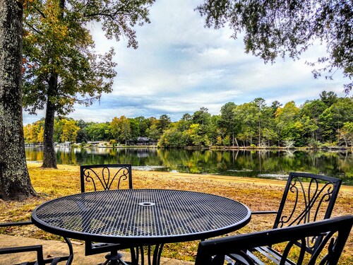 Water’s Edge Hideaway
