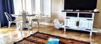 Water’s Edge Hideaway