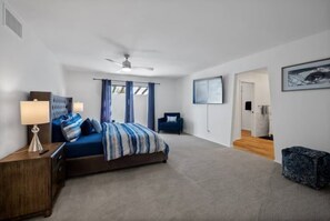 5 bedrooms, Internet, bed sheets - Luxury Desert OasisSport CourtTheaterGolf Spa (Scottsdale)