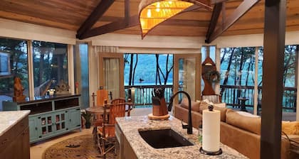 Deluxe Romantic Couples Retreat inside Big Canoe with Hot Tub!