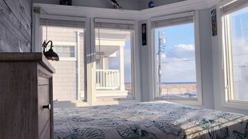 6 habitaciones, escritorio y tabla de planchar con plancha